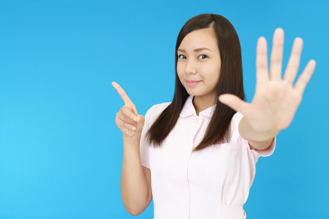 本体価格のみの表記に惑わされないでください