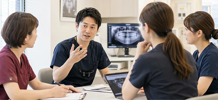 現在の仕事を続けながら、専門性を生かせます