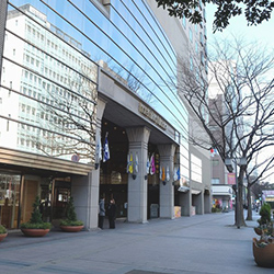 博多駅に直結しアクセス良好な通院環境(ホテル日航福岡内)