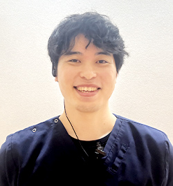 副院長 歯科医師 秋浦 覚視
