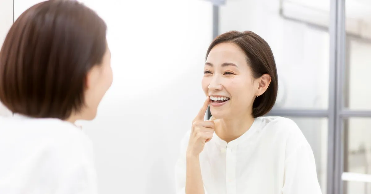 インプラント中の歯がない期間はいつ終わる？仮歯が抜歯当日から入れられる理由を解説