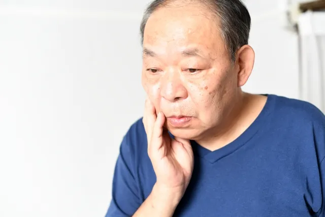 歯がボロボロ・グラグラになる主な原因