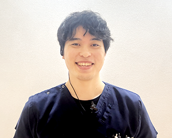 副院長 歯科医師 秋浦 覚視
